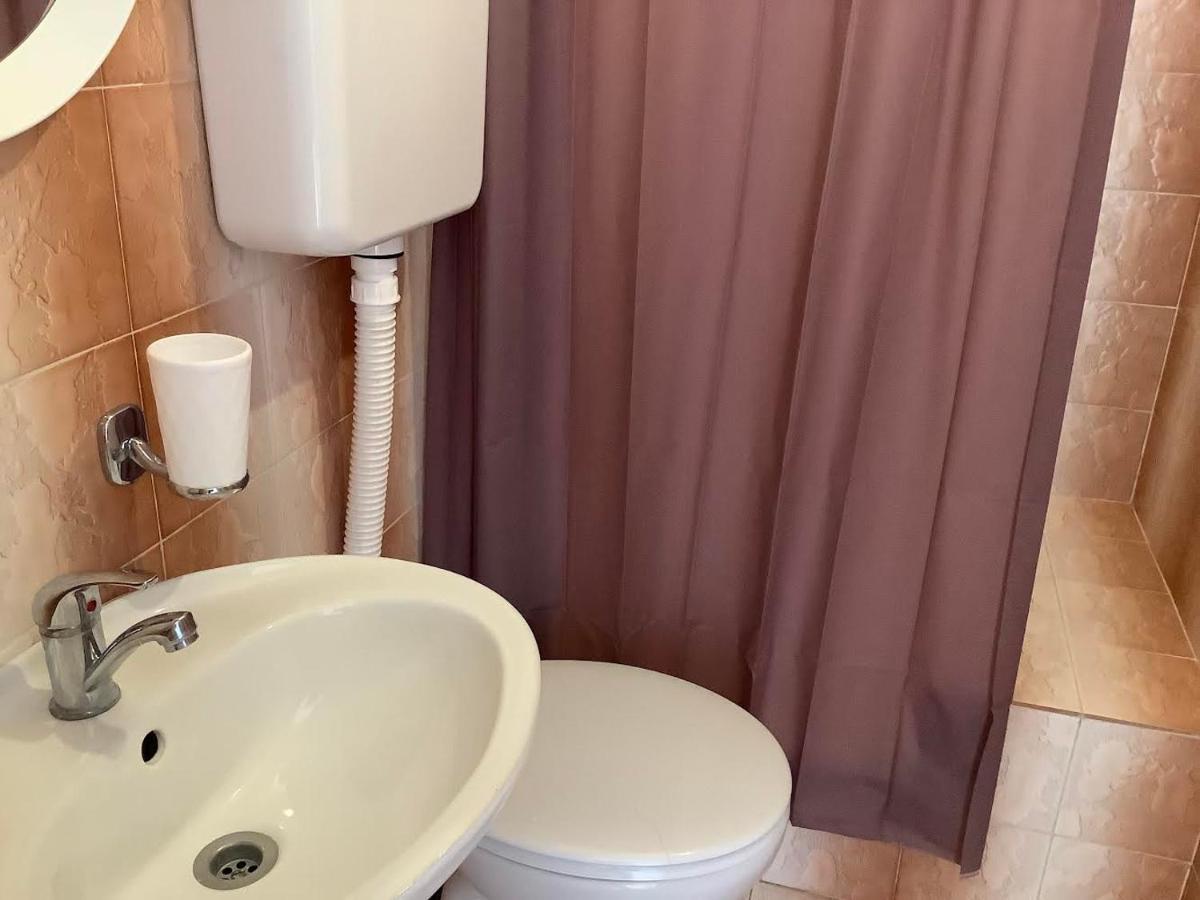 Rooms 22 - Beachfront Primosten Ngoại thất bức ảnh